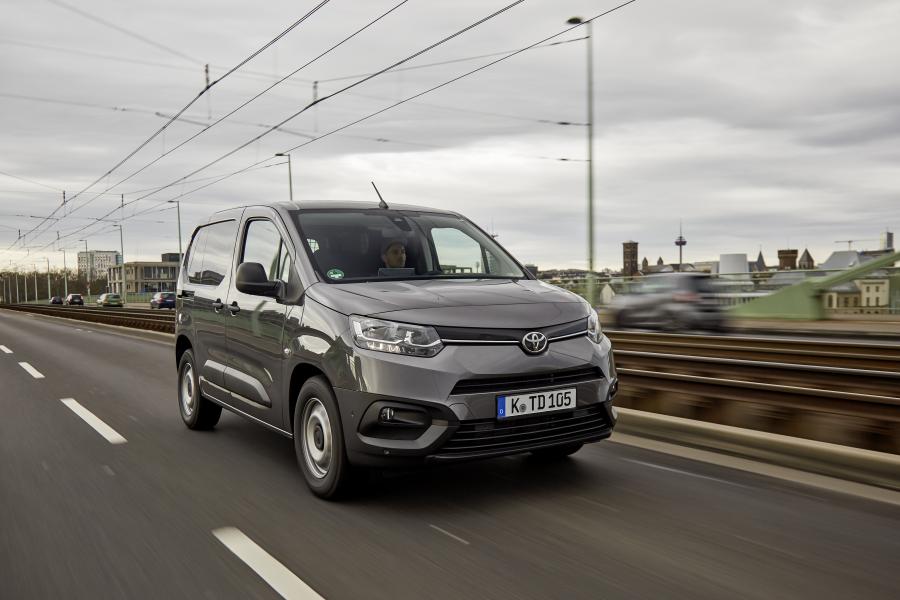  Toyota ProAce City Van 2019 года  (EU) (фото 36 из 53)